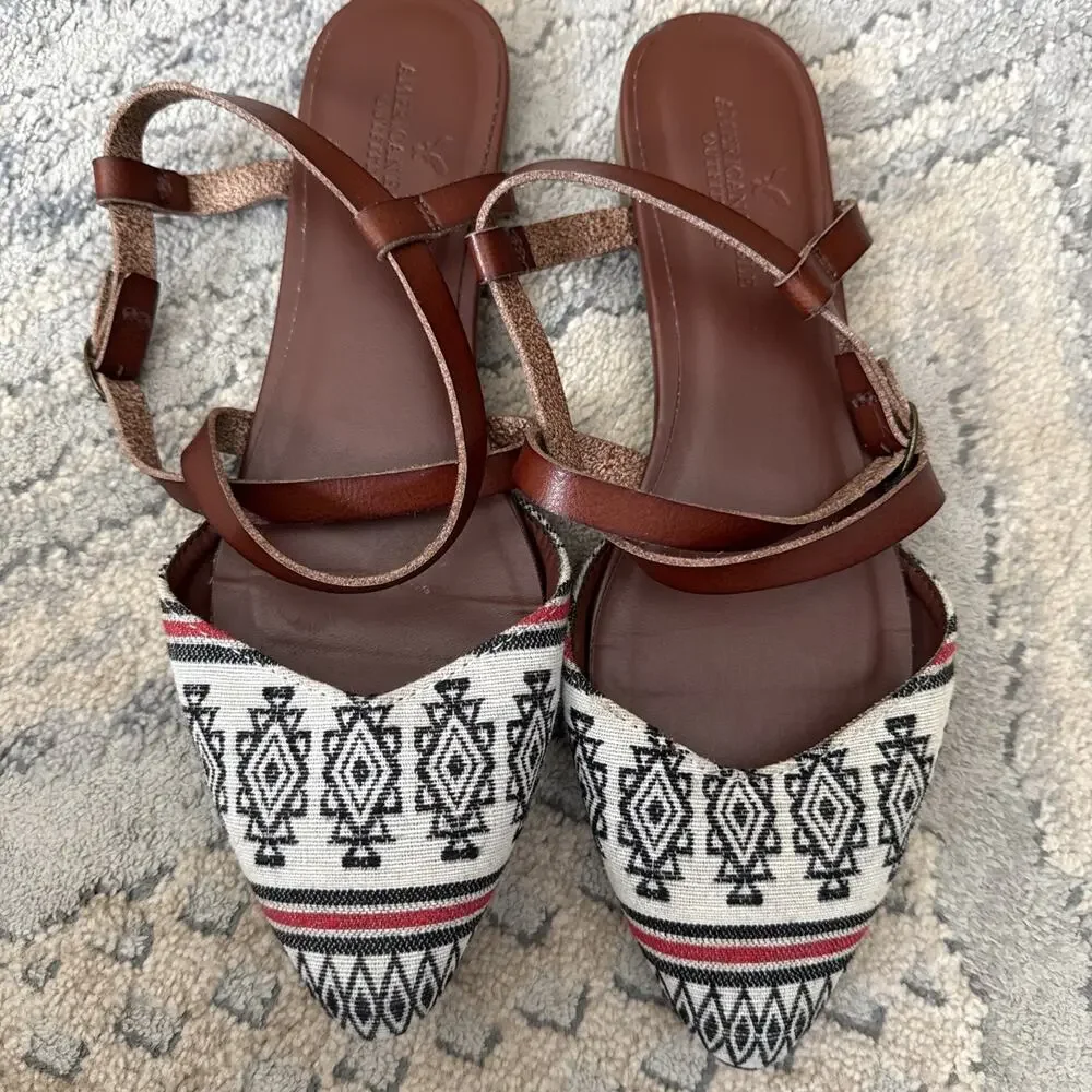 American Eagle Outfitters Fabric Aztec Ballet Flats Sandals Pointed Toe 8.5